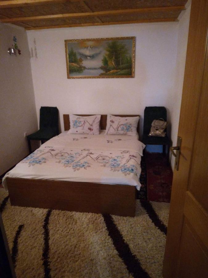 Vila Vikendica Amra I Indir Travnik Exteriér fotografie
