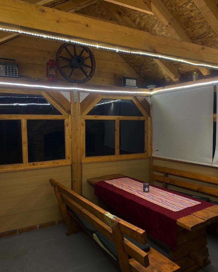 Vila Vikendica Amra I Indir Travnik Exteriér fotografie